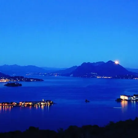 Suite Bijoux On Lake Maggiore 韦尔巴尼亚