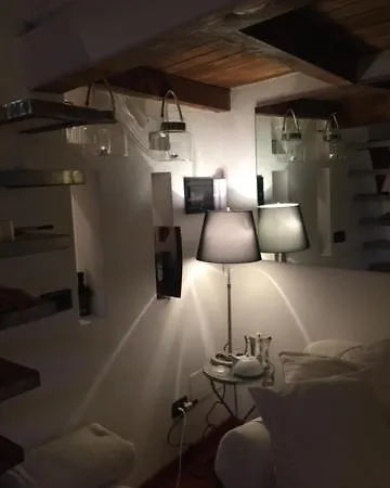 Apartment Little On Maggiore *