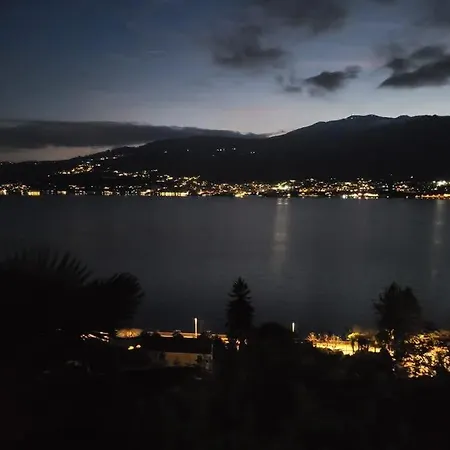 公寓 Suite Bijoux On Lake Maggiore *