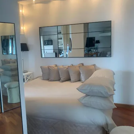 Suite Bijoux On Lake Maggiore 公寓