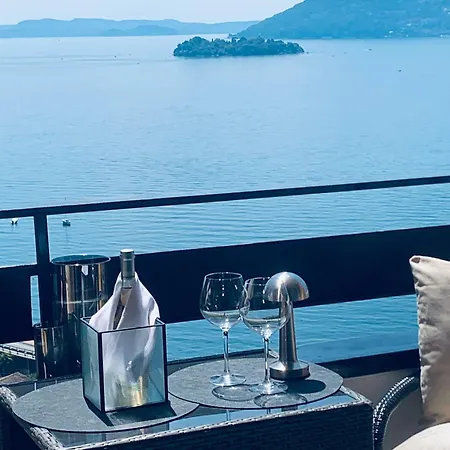 Suite Bijoux On Lake Maggiore * 韦尔巴尼亚
